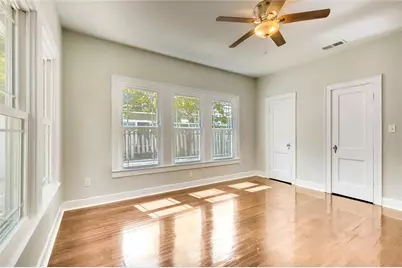 906 E 38 1/2 Street, Austin, TX 78751 - Photo 16