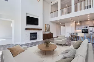 154 Bartlett Peak Ln, Dripping Springs, TX 78620 - Photo 14