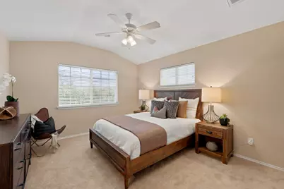 1900 Scofield Ridge Parkway #202, Austin, TX 78727 - Photo 2