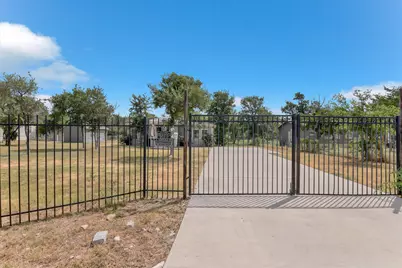 159 La Fortuna Drive, Del Valle, TX 78617 - Photo 2