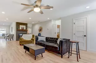 7002 Whispering Oaks Dr, Austin, TX 78745 - Photo 8