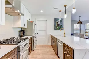 7002 Whispering Oaks Dr, Austin, TX 78745 - Photo 14