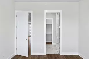 4507 E Martin Luther King Junior Blvd, Austin, TX 78721 - Photo 30