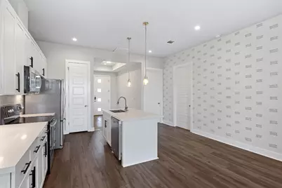 4507 E Martin Luther King Junior Boulevard #133, Austin, TX 78721 - Photo 4