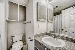 2401 Leon St, Austin, TX 78705 - Photo 16