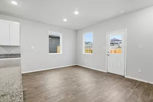 2318 Croaker Crk, San Antonio, TX 78245 - Photo 10