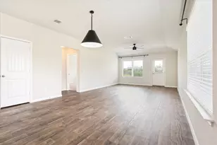 304 Sandhill Piper St, Leander, TX 78641 - Photo 4
