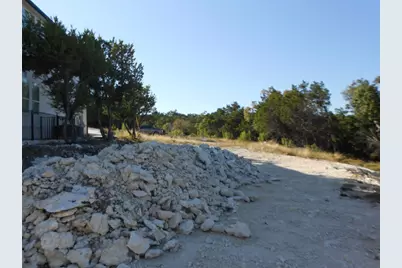 8305 Tombstone Cove, Lago Vista, TX 78645 - Photo 12