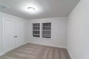 213 Alicante Ln, Liberty Hill, TX 78642 - Photo 8