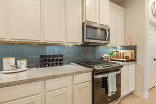 126 Periwinkle Ln, Bastrop, TX 78602 - Photo 12