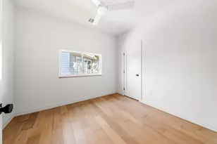 5607 Tura Ln, Austin, TX 78721 - Photo 16