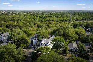5607 Tura Ln, Austin, TX 78721 - Photo 22