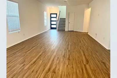 100 Milliner Loop, Hutto, TX 78634 - Photo 2