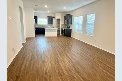 100 Milliner Loop, Hutto, TX 78634 - Photo 4
