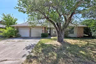 800 E Central Dr, Georgetown, TX 78628 - Photo 2