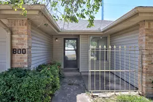 800 E Central Dr, Georgetown, TX 78628 - Photo 4