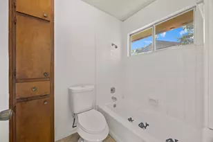 800 E Central Dr, Georgetown, TX 78628 - Photo 16