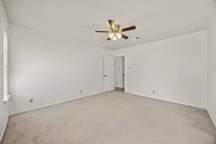 800 E Central Dr, Georgetown, TX 78628 - Photo 14