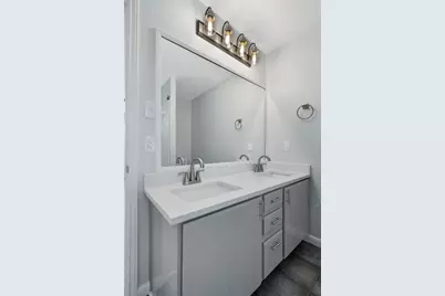 6300 Crumley Lane, Austin, TX 78741 - Photo 24