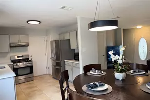 6300 Crumley Ln, Austin, TX 78741 - Photo 6