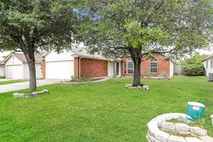1561 Kenneys Way, Round Rock, TX 78665 - Photo 2