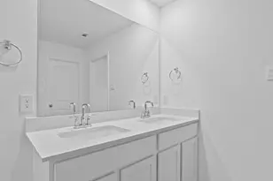 610 Globe Mallow Cir, Kyle, TX 78640 - Photo 16