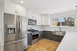 7205 Twisted Oaks Dr, Austin, TX 78745 - Photo 12