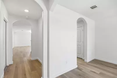 4001 Cressler Lane #15G, Jarrell, TX 76537 - Photo 4