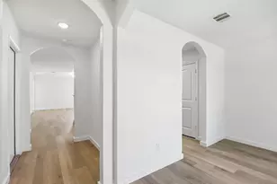 4001 Cressler Ln, Jarrell, TX 76537 - Photo 4