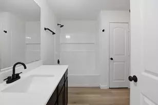 4001 Cressler Ln, Jarrell, TX 76537 - Photo 16