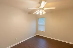 157 Redwood Dr, Kyle, TX 78640 - Photo 16