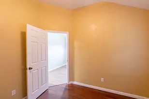 157 Redwood Dr, Kyle, TX 78640 - Photo 10