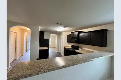 221 Koontz Loop, Jarrell, TX 76537 - Photo 4