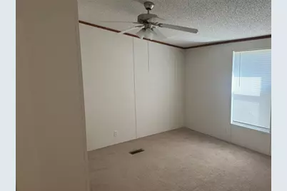 835 SW Hickory Street Street SW, Rockdale, TX 76567 - Photo 8