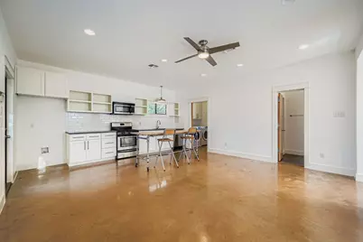 1800 E 14th Street, Austin, TX 78702 - Photo 18