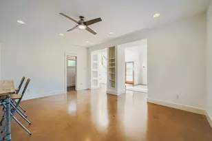 1800 E 14th St, Austin, TX 78702 - Photo 18