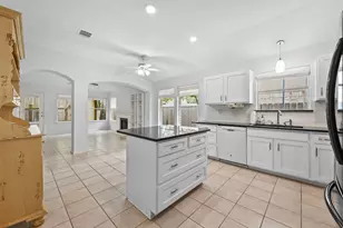 9401 Notches Dr, Austin, TX 78748 - Photo 10