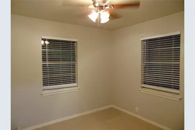 3904 Bailey Lane #B, Austin, TX 78756 - Photo 10