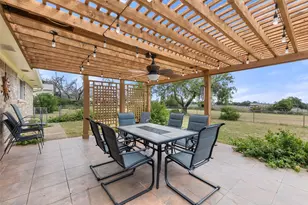 504 N Ave N, Johnson City, TX 78636 - Photo 20