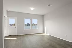 100 Daylily Dr, Elgin, TX 78621 - Photo 10