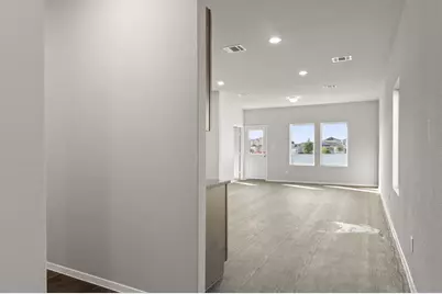 100 Daylily Drive, Elgin, TX 78621 - Photo 6