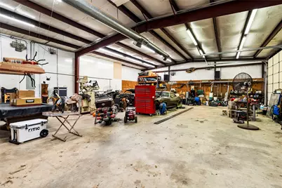 1389 Highway 290 E, Elgin, TX 78621 - Photo 32