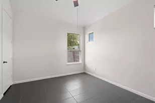 1128 Clearwing Cir, Georgetown, TX 78626 - Photo 22