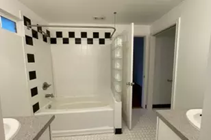 1916 E 10th St, Austin, TX 78702 - Photo 24