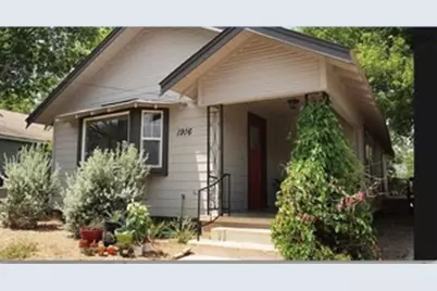 1916 E 10th Street, Austin, TX 78702 - Photo 1