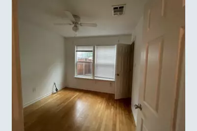 1916 E 10th Street, Austin, TX 78702 - Photo 18