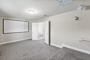 10824 Dinah Dr, Austin, TX 78748 - Photo 18