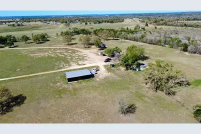 1042 Los Ranchitos Road, Cameron, TX 76520 - Photo 32