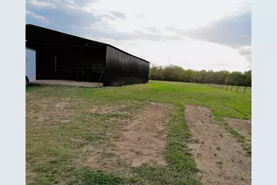 1042 Los Ranchitos Road, Cameron, TX 76520 - Photo 16