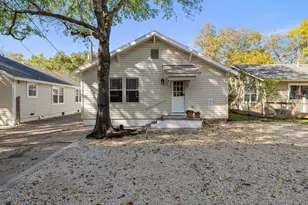 1223 1223 1/2 & 1225 S Austin Ave S, Georgetown, TX 78626 - Photo 12